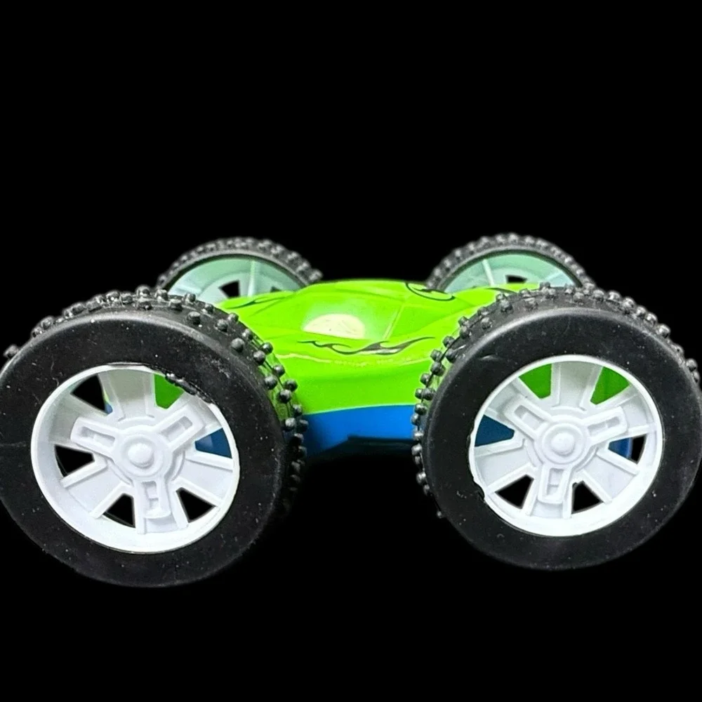 2 Four-Wheeled Double-Sided Drive Inertia Toy Car‎  Stunt Blue/Green/Red